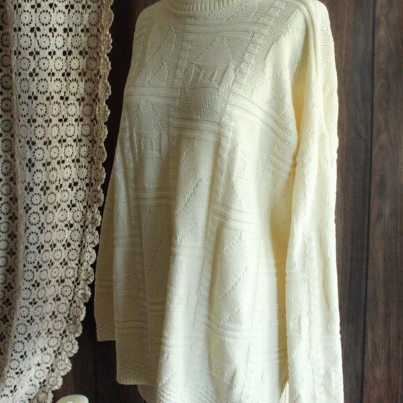 Vintage 1980s 1990s Sweater, Unisex Volup Turning Point White Mock Turtleneck - Picture 7 of 11